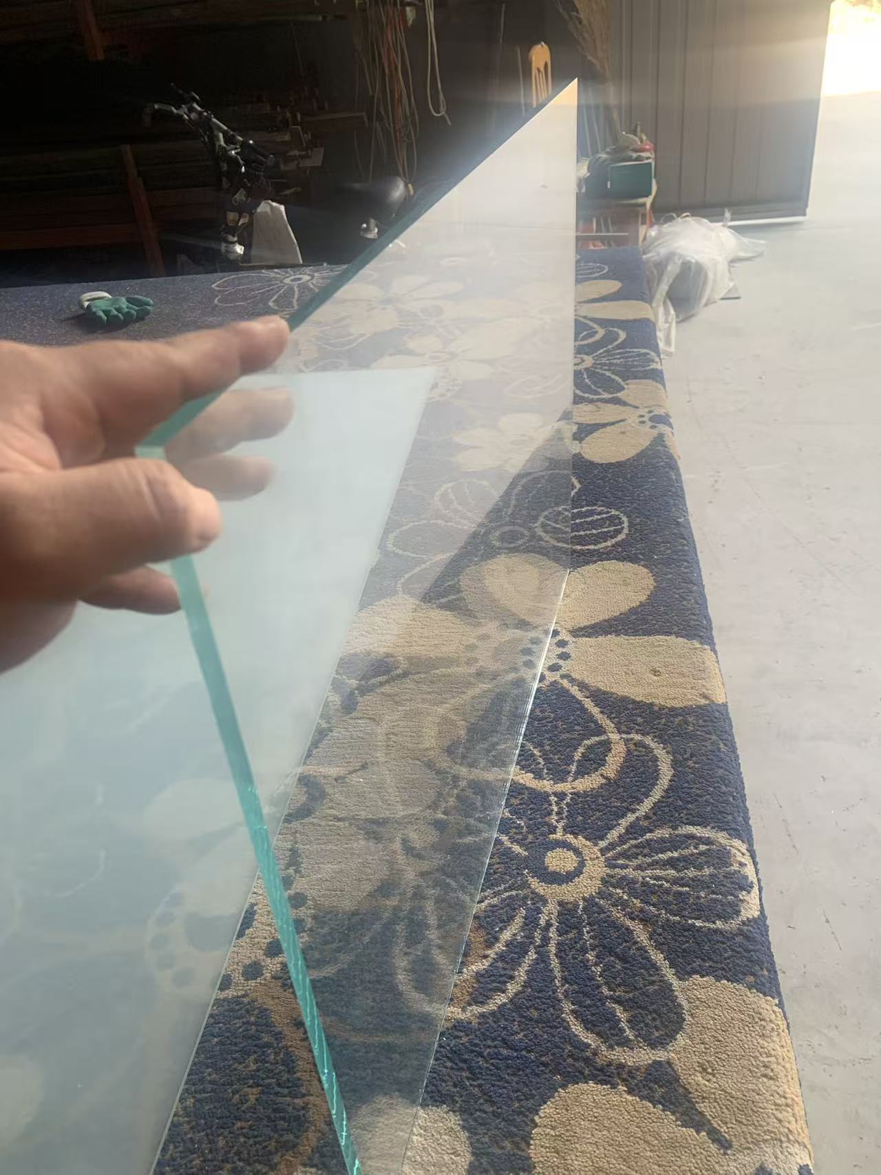 Laminated glass — additional product view
