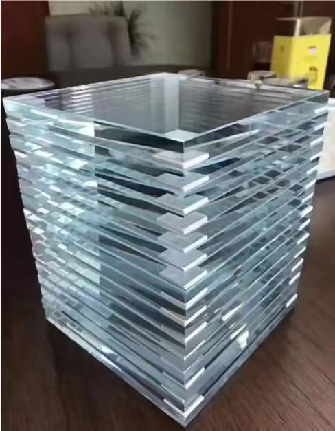 Low-iron glass product photograph